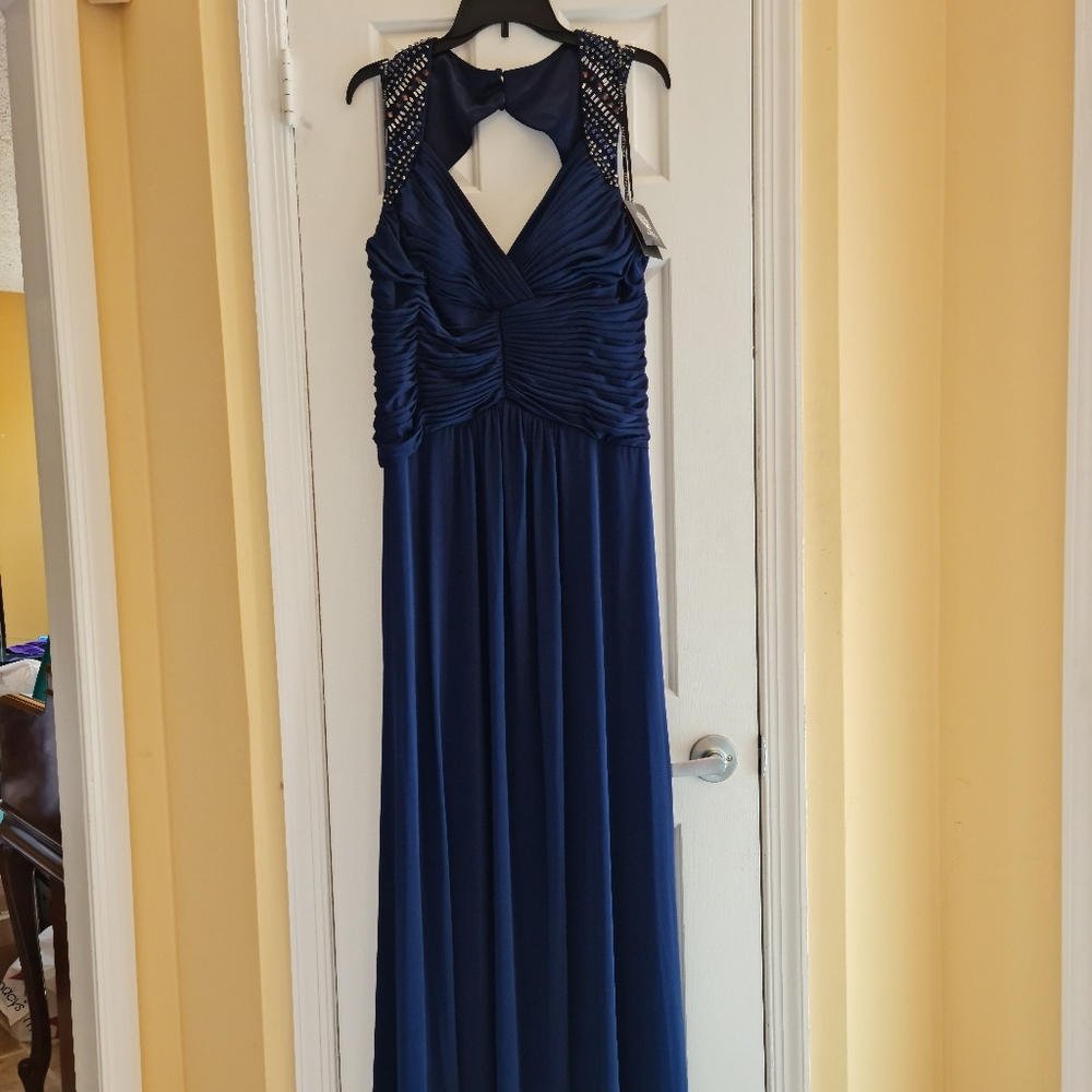 Vince Camuto navy blue size 14 jeweled neck gown, NWT